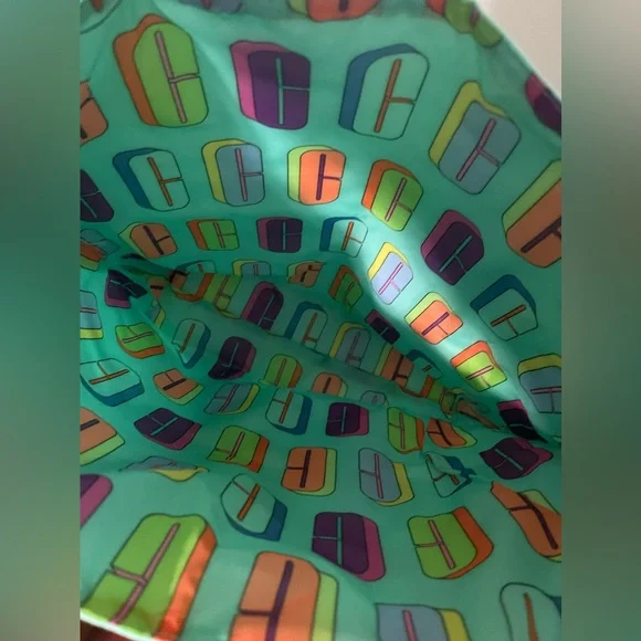 Clinique Signature C Tote Bag NWOT - Picture 7 of 7